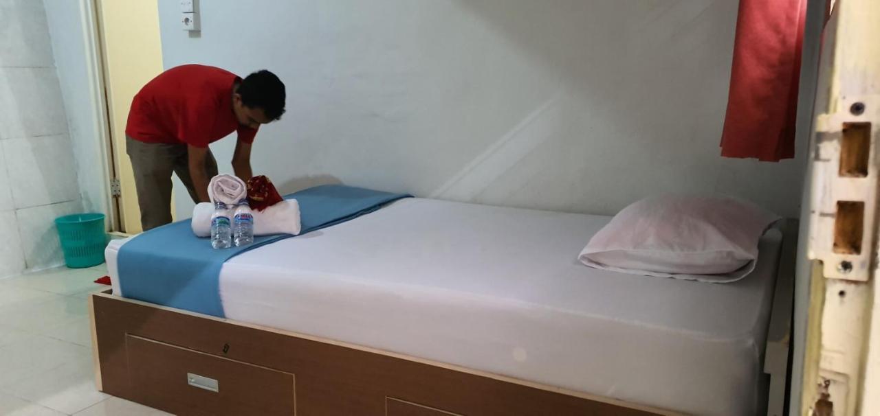 New Fatimah Guest House Syariah Bukittinggi Exterior photo