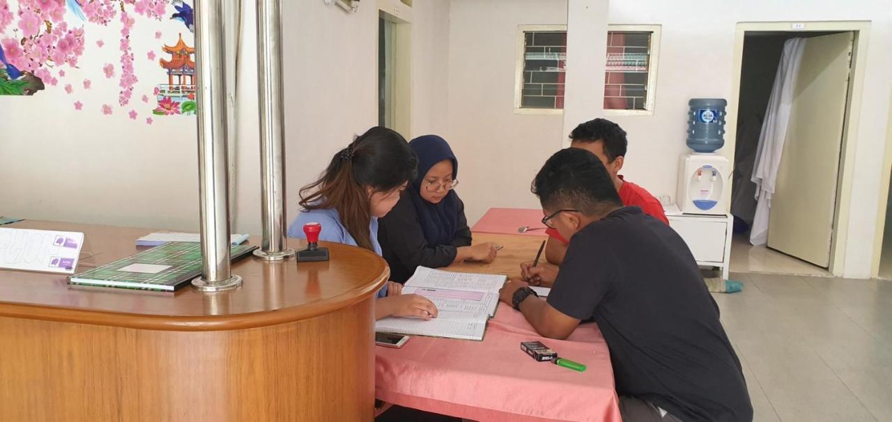 New Fatimah Guest House Syariah Bukittinggi Exterior photo